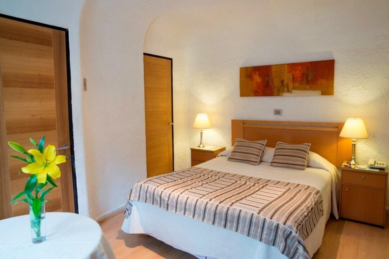 Hotel Montecarlo Santiago del Cile Esterno foto