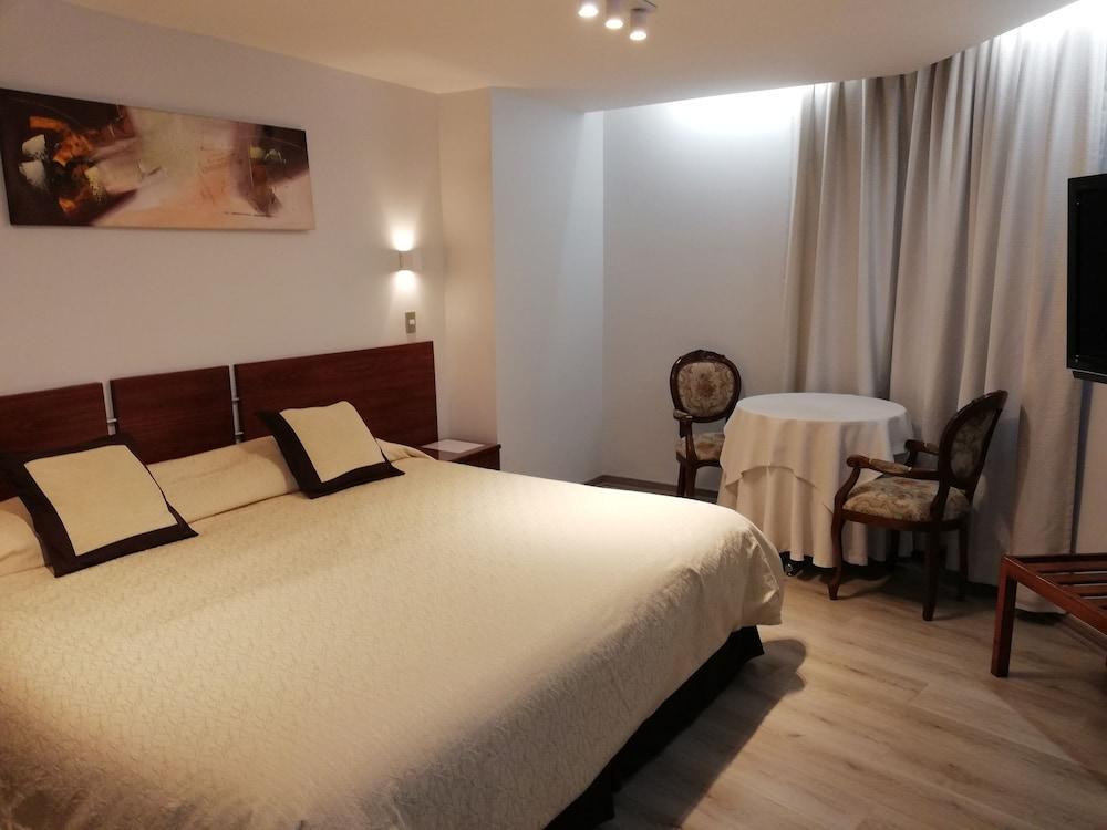 Hotel Montecarlo Santiago del Cile Esterno foto